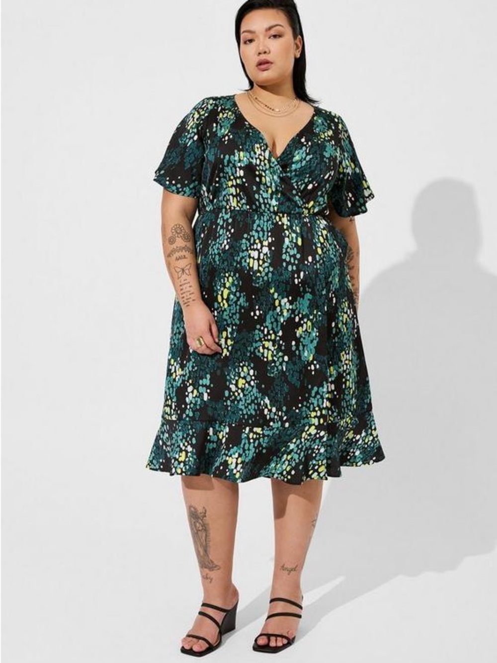Torrid Faux Wrap Midi Dress Size 2X 18/20 Flutter Sleeve Black Green Print